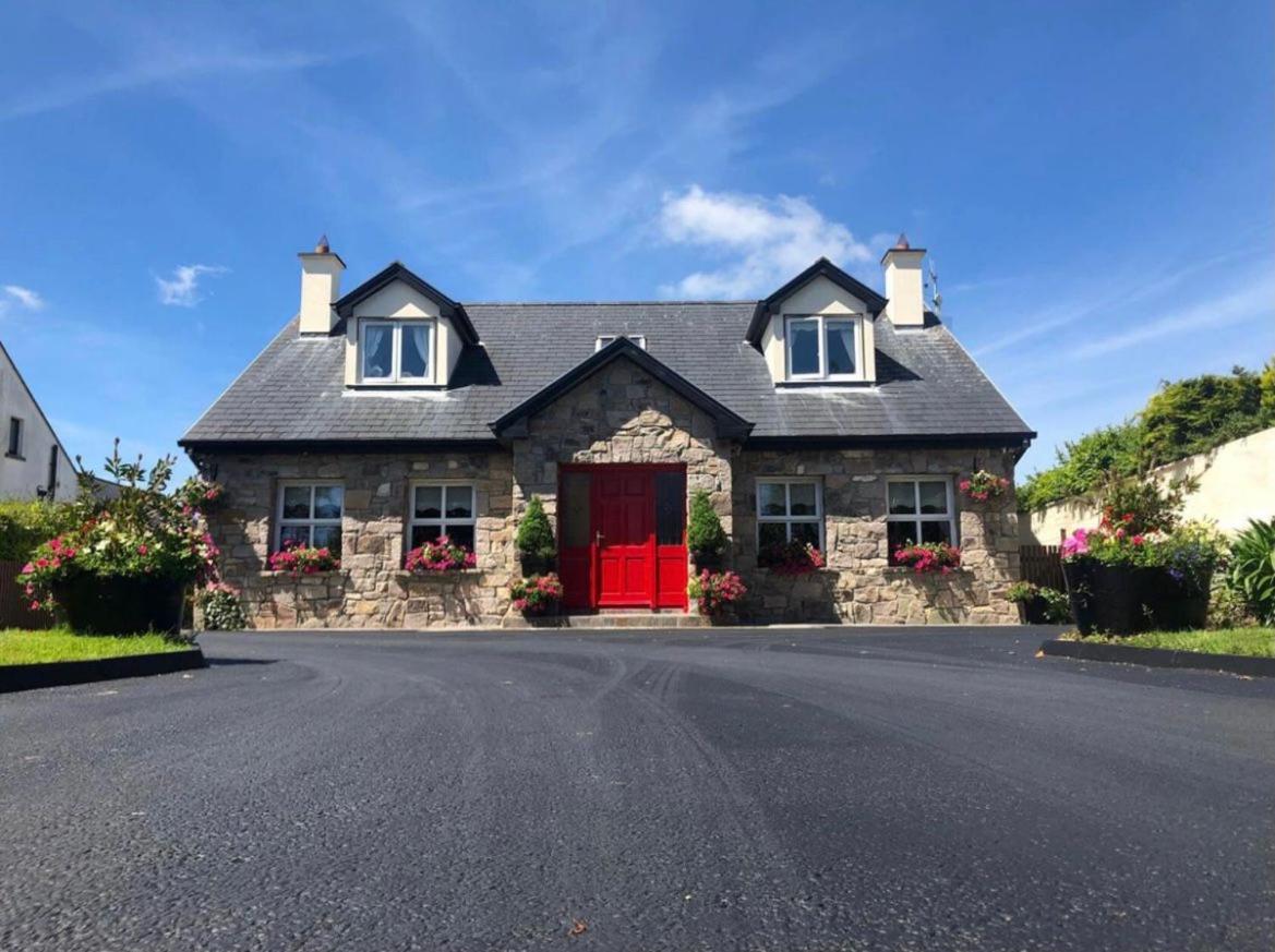 Cosy Rooms In A Stone Cottage Salthill Extérieur photo